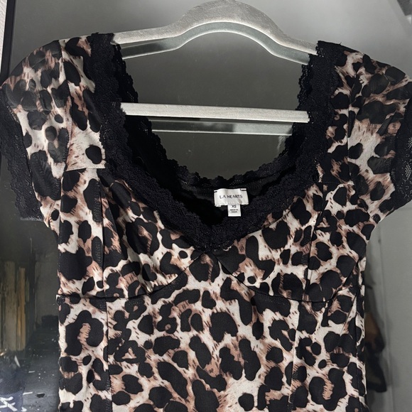 Leopard Print Top - Picture 4 of 10